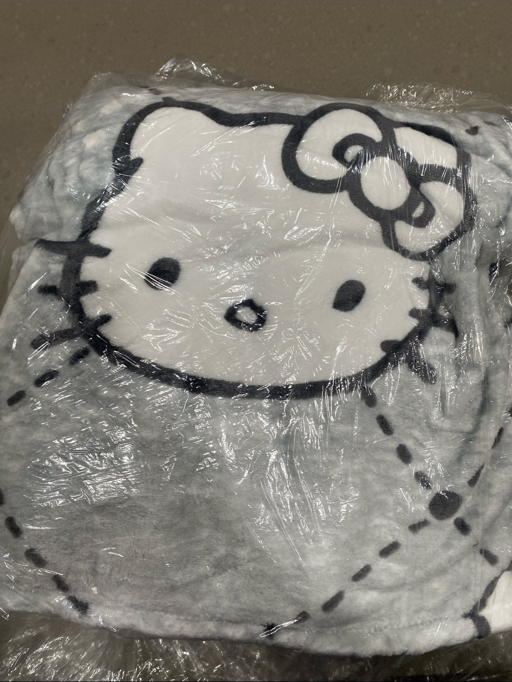 new hello kitty grey white black blanket throw 60 x 70